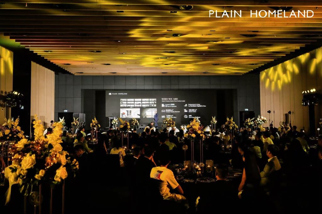 gala atmosphere of plain homeland dubai