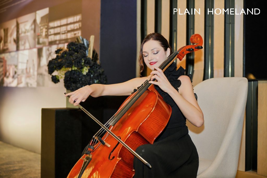 cello performance