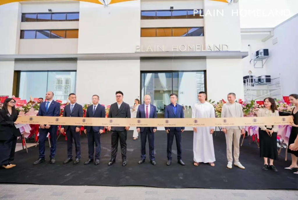 dubai ribbon cutting ceremony