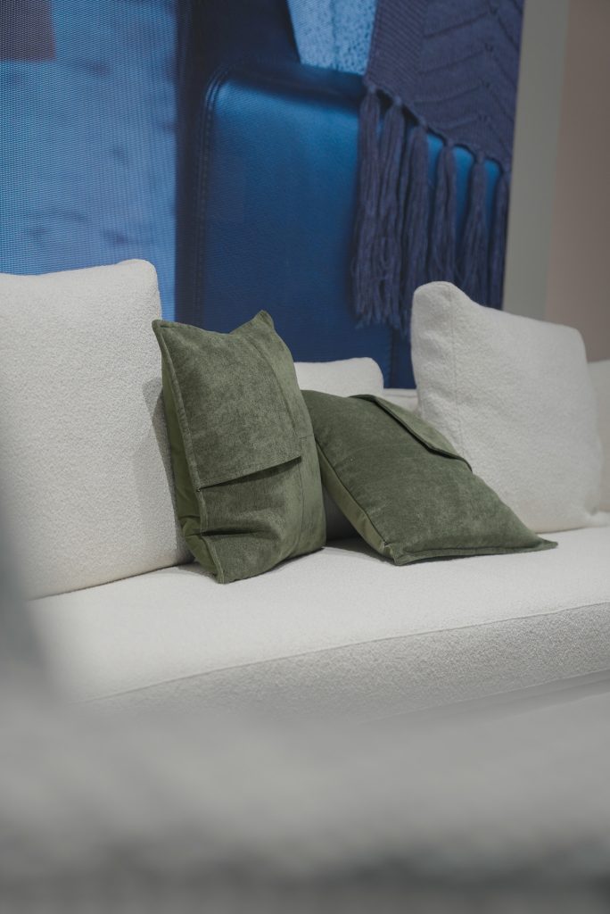 modern minimalist furniture